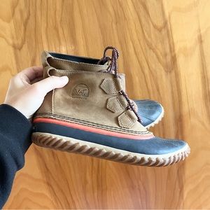 Sorel Leather Waterproof Ankle Boots